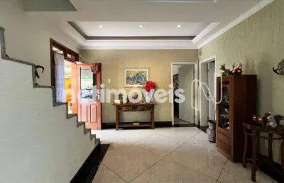 Casa com 5 quartos à venda na Rua Expedicionário Nilo Morais Pinheiro, São Luiz, Belo Horizonte