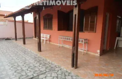 Casa com 3 quartos à venda na Rua Fênix, Arvoredo, Contagem