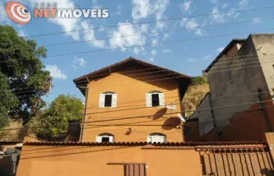 Casa com 4 quartos à venda na Rua Guararapes, Glória, Belo Horizonte