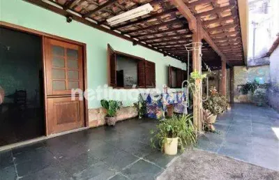 Casa com 3 quartos à venda na Rua Ministro Oliveira Salazar, Santa Mônica, Belo Horizonte