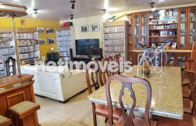 Casa com 4 quartos à venda na Rua Afonso Alves Branco, Serra, Belo Horizonte