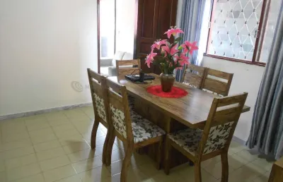 Casa com 3 quartos à venda na Rua Antônio de Freitas, Pirajá, Belo Horizonte