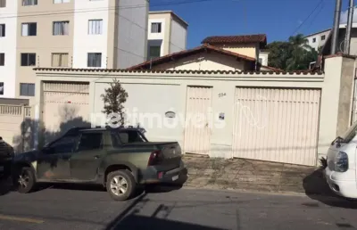 Casa com 4 quartos à venda na Rua Comendador Teixeira da Costa, Santa Amélia, Belo Horizonte