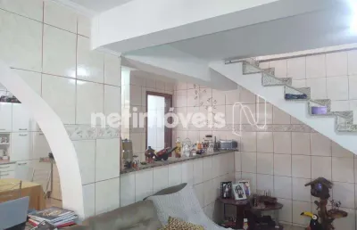 Casa com 2 quartos à venda na Rua Dom Aristides, Parque Xangri-Lá, Contagem
