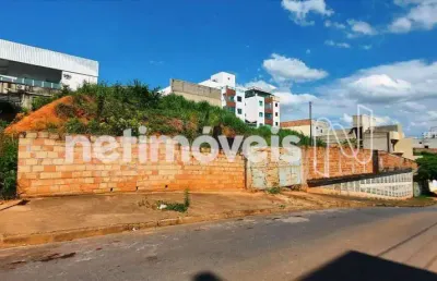 Terreno comercial à venda na Alameda dos Canários, Cabral, Contagem
