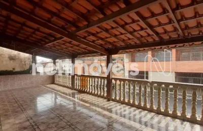 Casa com 4 quartos à venda na Rua Emerson Peixoto, Santa Efigênia, Belo Horizonte