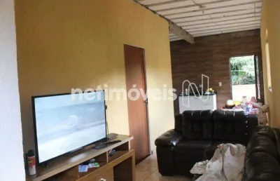 Casa com 3 quartos à venda na Avenida Jequitinhonha, Vera Cruz, Belo Horizonte