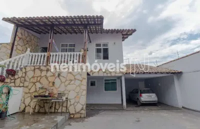 Casa com 4 quartos à venda na Rua Bueno do Prado, João Pinheiro, Belo Horizonte