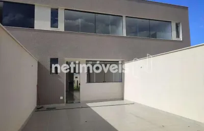 Casa com 3 quartos à venda na Rua Hélcio Paiva, Santa Branca, Belo Horizonte