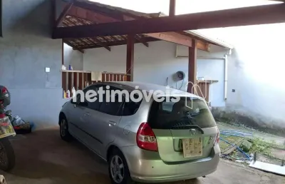 Casa com 3 quartos à venda na Rua Wanair, Carajás, Contagem