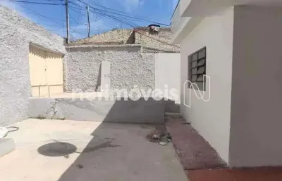 Casa com 2 quartos à venda na Rua Francisco Spino, São Bernardo, Belo Horizonte