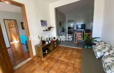Casa com 5 quartos à venda na Rua dos Uruguaios, Jardim Vitória, Belo Horizonte