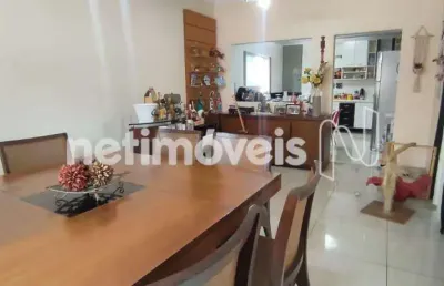 Casa com 5 quartos à venda na Rua Munhoz, Santa Rosa, Belo Horizonte