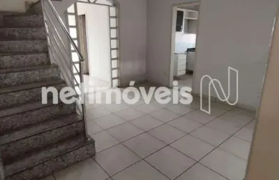 Casa com 4 quartos à venda na Rua Soares Nogueira, Camargos, Belo Horizonte