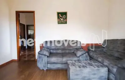 Casa com 3 quartos à venda na Rua Silva Jardim, Jardim Industrial, Contagem