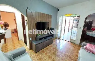 Casa com 2 quartos à venda na Rua Papa Honório III, Ouro Minas, Belo Horizonte