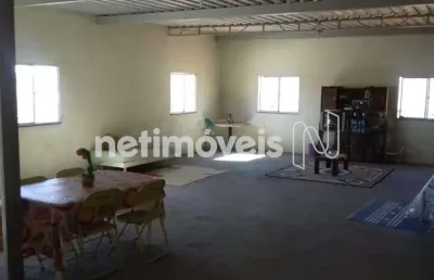 Casa com 3 quartos à venda na Rua Buriti, Gávea, Vespasiano