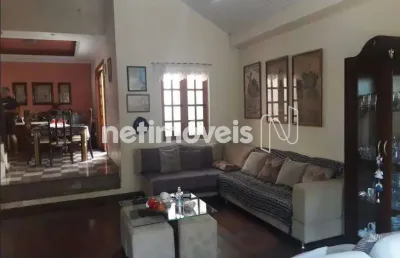 Casa com 3 quartos à venda na Rua Nilton Baldo, Paquetá, Belo Horizonte