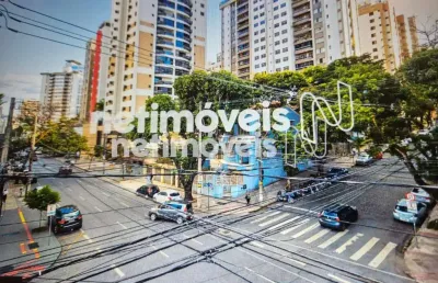 Casa com 3 quartos à venda na Rua Bernardo Guimarães, Lourdes, Belo Horizonte