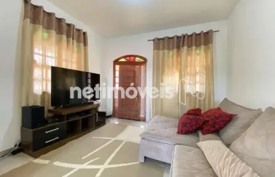 Casa com 3 quartos à venda na Rua Jonas Vanucci Lins, Paquetá, Belo Horizonte