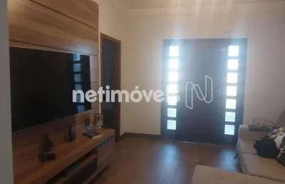 Casa com 3 quartos à venda na Rua Araxá, Colégio Batista, Belo Horizonte