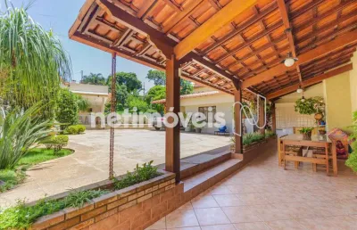 Casa com 5 quartos à venda na Rua José Moreira, Tirol, Belo Horizonte