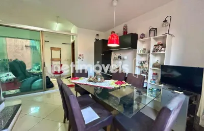 Casa com 3 quartos à venda na Rua Enéas, Novo Glória, Belo Horizonte