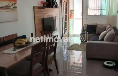 Casa com 2 quartos à venda na Rua Aracati, Parque Xangri-Lá, Contagem