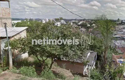 Terreno comercial à venda na Rua Yolanda de Sá Davis, Ouro Preto, Belo Horizonte