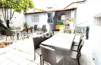 Casa com 4 quartos à venda na Rua Japão, Barroca, Belo Horizonte