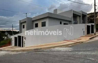 Casa com 3 quartos à venda na Rua Sargento Carlos Roberto Vieira, Novo Centro, Santa Luzia