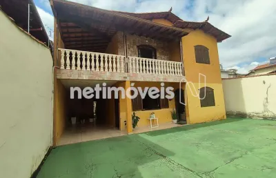 Casa com 4 quartos à venda na Rua KK, Arvoredo, Contagem