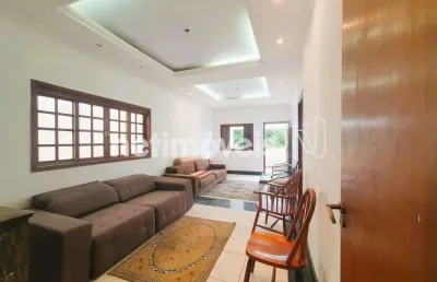 Casa com 3 quartos à venda na Rua Pouso Alto, Serra, Belo Horizonte