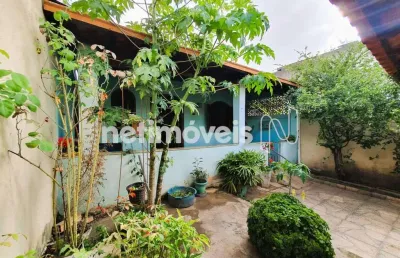 Casa com 3 quartos à venda na Rua Pedra Lunar, Piratininga (Venda Nova), Belo Horizonte