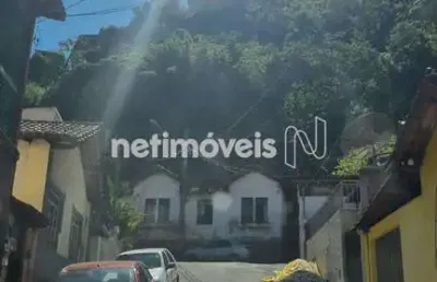 Casa com 3 quartos à venda na Rua Floriano Peixoto Viterbo, Centro, Sabará