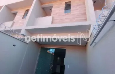 Casa com 2 quartos à venda na Rua Madre Beatriz, Planalto, Belo Horizonte