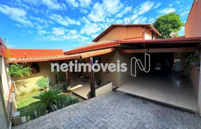Casa com 3 quartos à venda na Rua dos Agrimensores, Alípio de Melo, Belo Horizonte