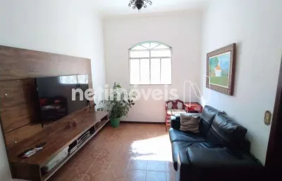 Casa com 3 quartos à venda na Rua Pirajá, Asteca (São Benedito), Santa Luzia