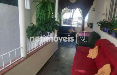 Casa com 3 quartos à venda na Rua Juiz Costa Val, Santa Efigênia, Belo Horizonte