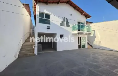 Casa com 3 quartos à venda na Rua José Maria de Resende, São João Batista, Belo Horizonte