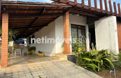 Casa com 3 quartos à venda na Rua João Batista Menezes, São Pedro, Ribeirão das Neves