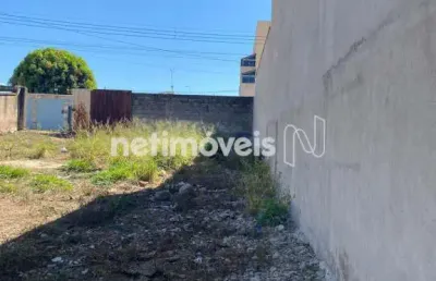 Terreno comercial à venda na Rua José Barão, Santa Mônica, Itaúna