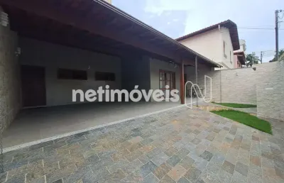 Casa com 4 quartos à venda na Rua João Bernardino Santos, Paquetá, Belo Horizonte