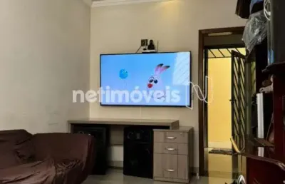 Casa com 2 quartos à venda na Rua Salvador Gonçalves Diniz, Jardim Brasília, Betim