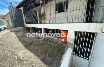 Casa com 3 quartos à venda na Rua Quatro, Vista do Sol, Belo Horizonte
