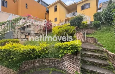 Casa com 4 quartos à venda na Rua Estácio Rodrigues, Havaí, Belo Horizonte