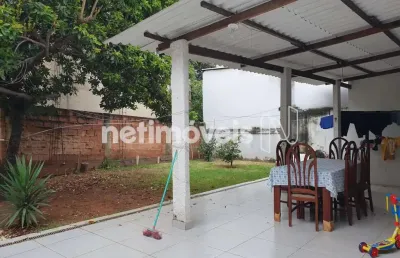 Casa com 5 quartos à venda na Rua Elza, Suzana, Belo Horizonte