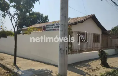 Casa com 3 quartos à venda na Rua Marucas Moreira, Adeodato, Santa Luzia