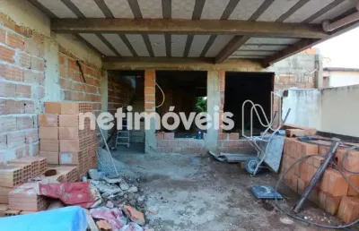 Casa com 2 quartos à venda na Rua Brumadinho, Parque Xangri-Lá, Contagem