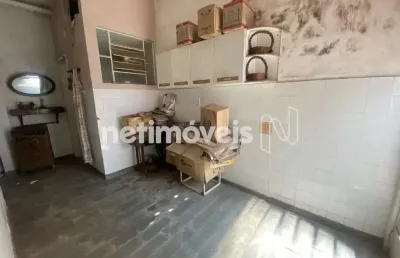 Casa com 3 quartos à venda na Rua Esmaltina, Santa Tereza, Belo Horizonte